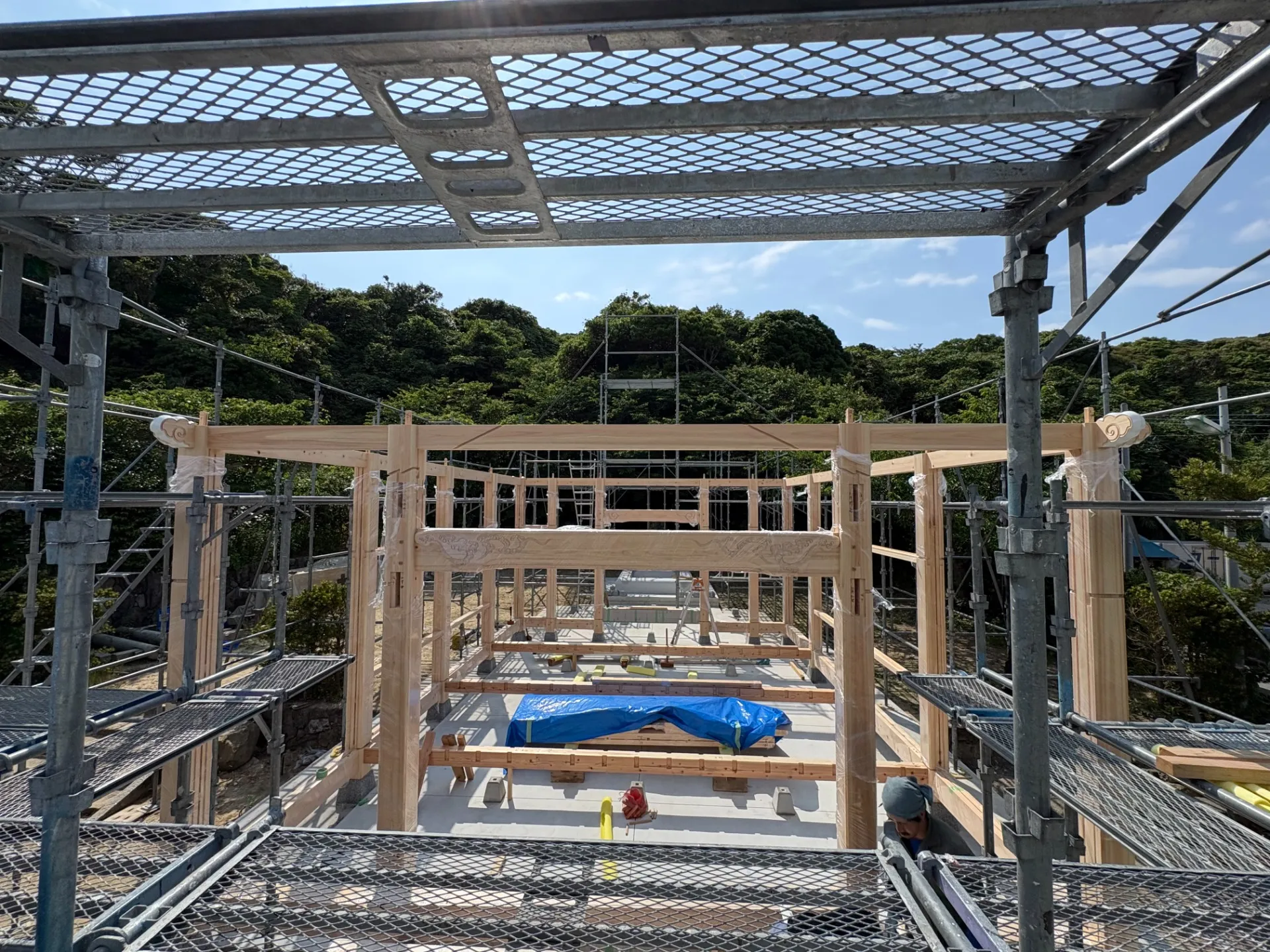 綿津見神社新築工事の建て方状況のお知らせ